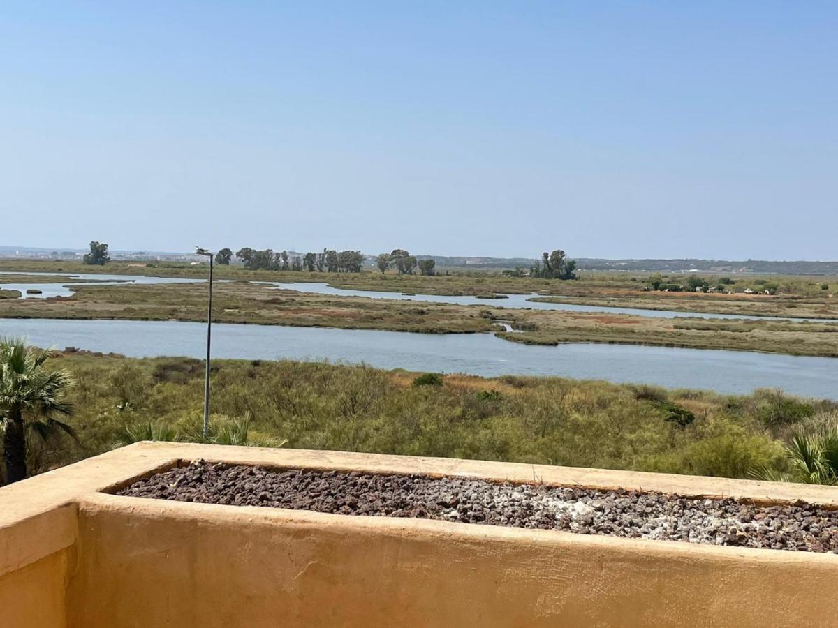 Premium Un * Isla Canela
